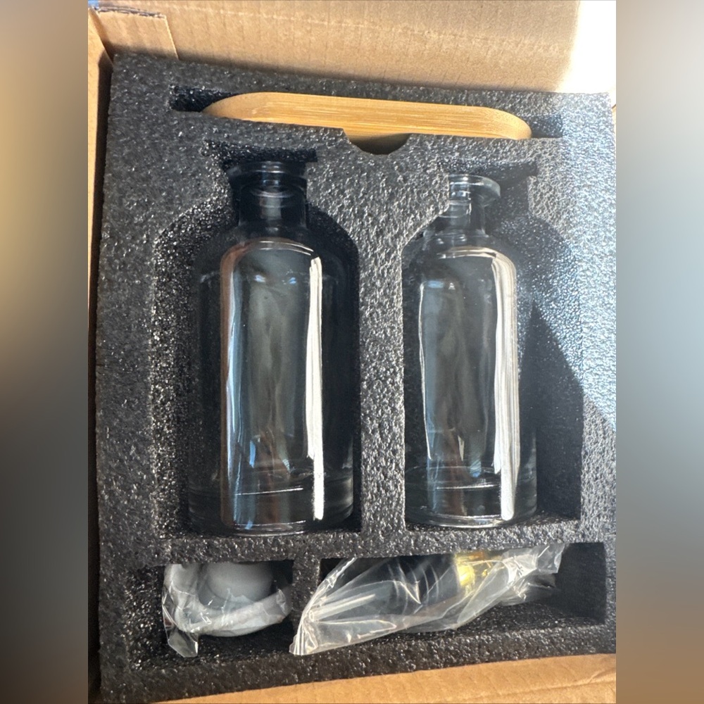 Olive Oil Dispenser Bottle Bamboo Tray Oil Vinegar Dispenser Set soap lotion